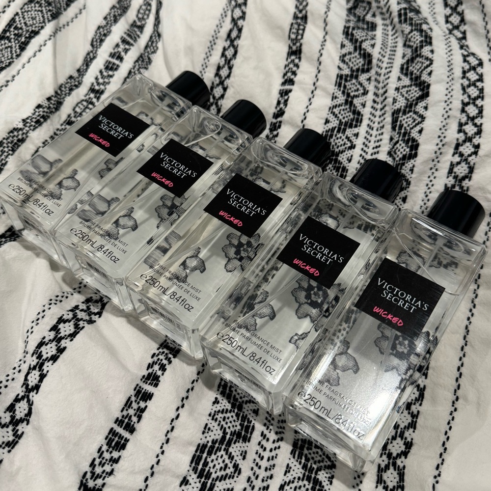 Victoria Secret wicked fine fragrance mist